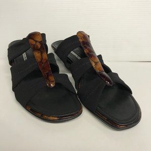 Donald J Pliner Black Fabric Tortoise Pattern Shoe